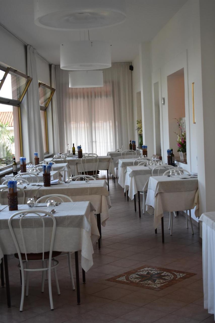 Hotel Garden Andora Exterior foto