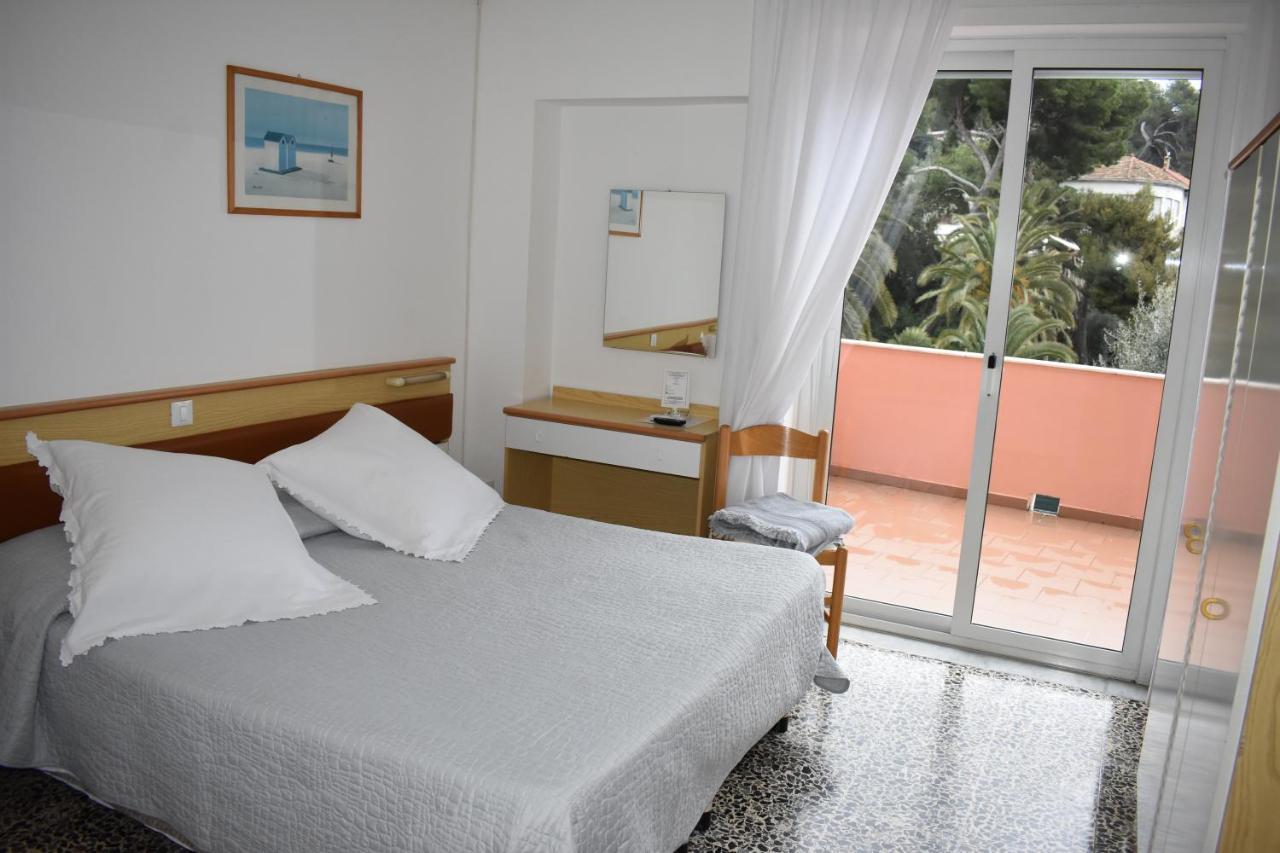 Hotel Garden Andora Exterior foto
